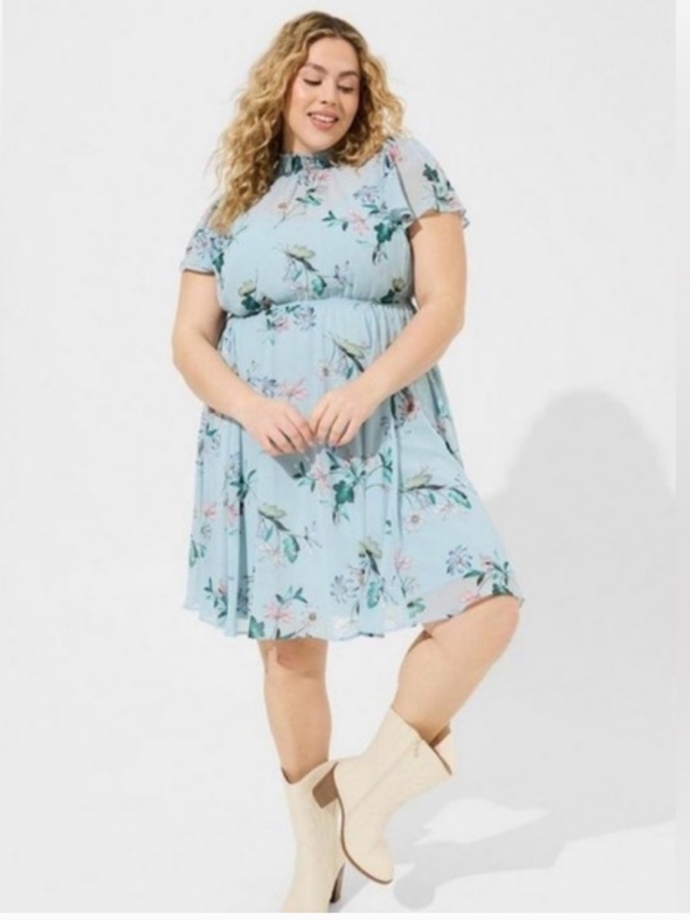 Torrid Chiffon Smocked Turtle Neck Dress light blue floral print Size 1 (14/16) - Picture 6 of 8